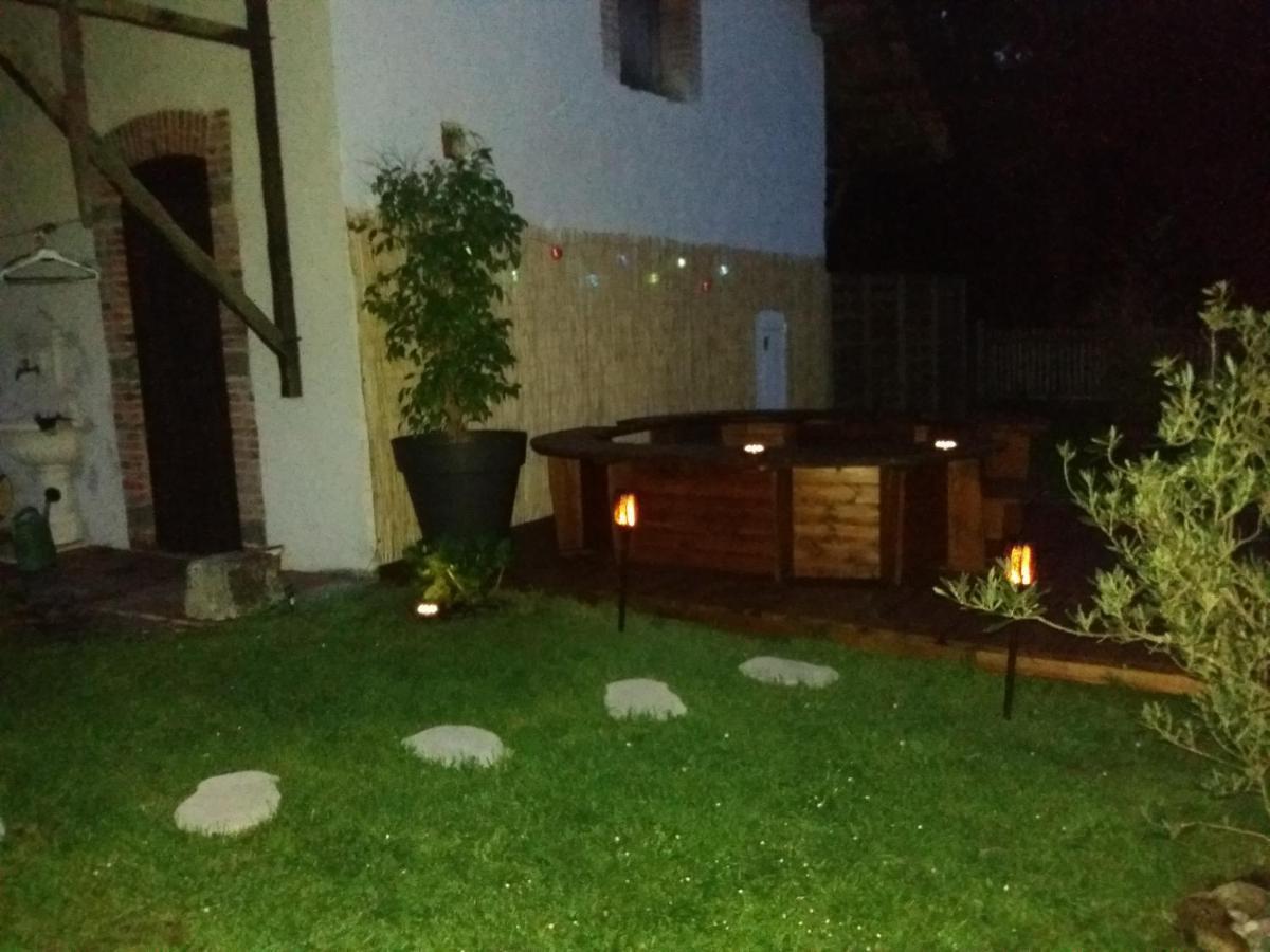 Les Eygletieres Bed and Breakfast Bourriot-Bergonce Buitenkant foto